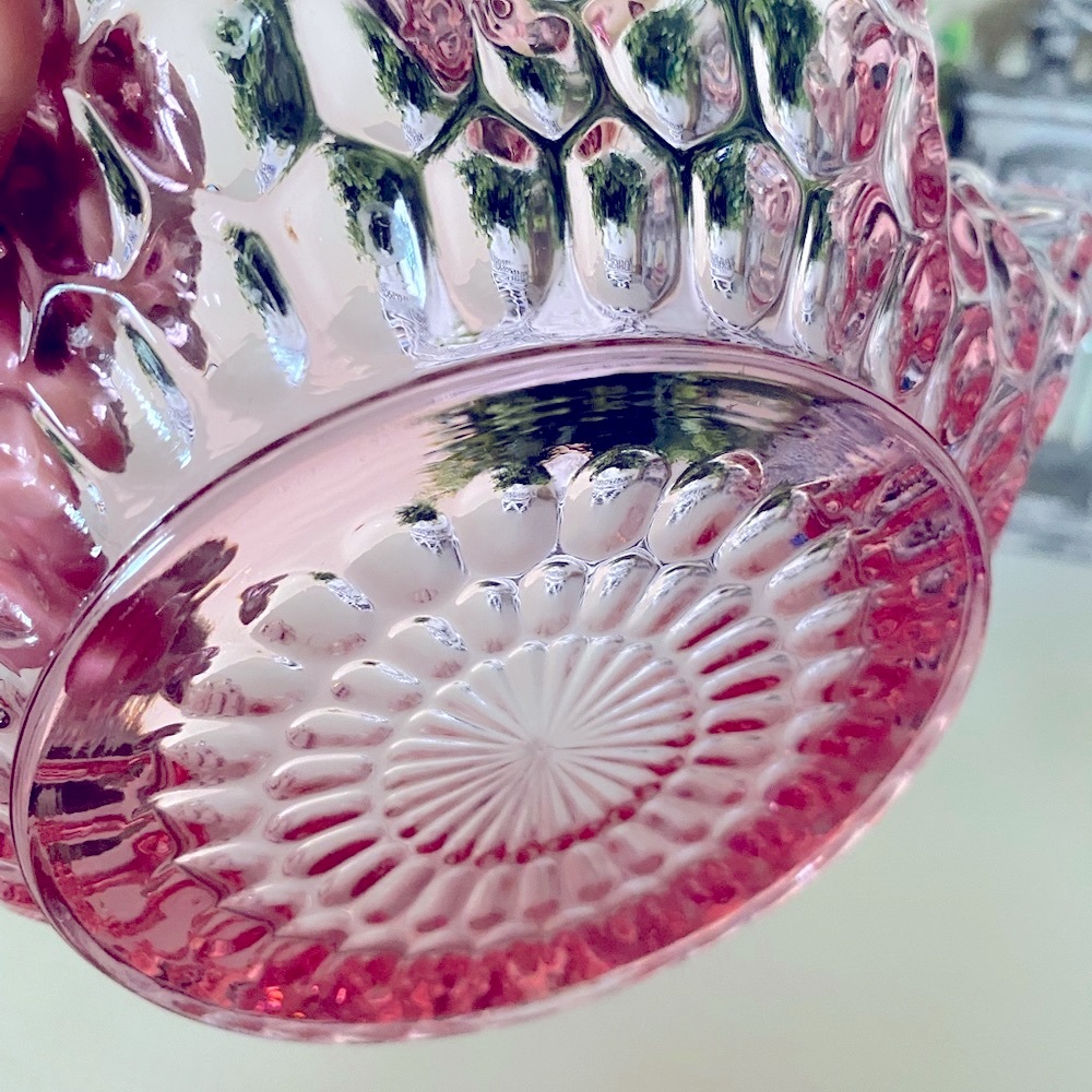 VINTAGE FENTON RUFFLE THUMBPRINT RUFFLE CRANBERRY CANDY DISH 2.5x7.5” - Picture 7 of 8